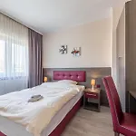Klein Frankfurt East 3*