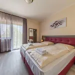 Hotel Klein Frankfurt East 3*
