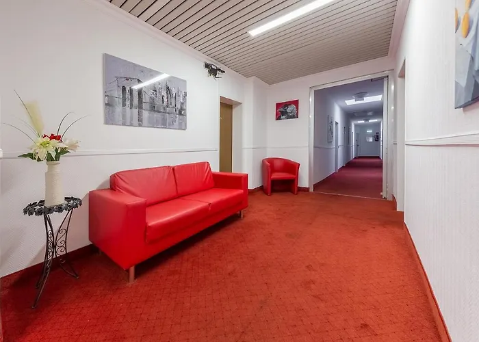 Klein Frankfurt East Отель Франкфурт-на-Майне