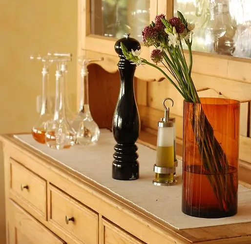 Отель Klein Frankfurt East 3*