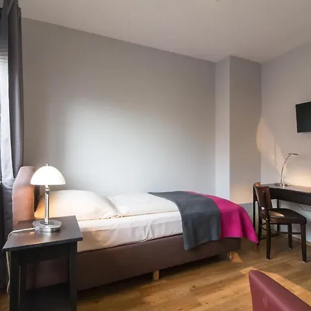 호텔 Klein Frankfurt East