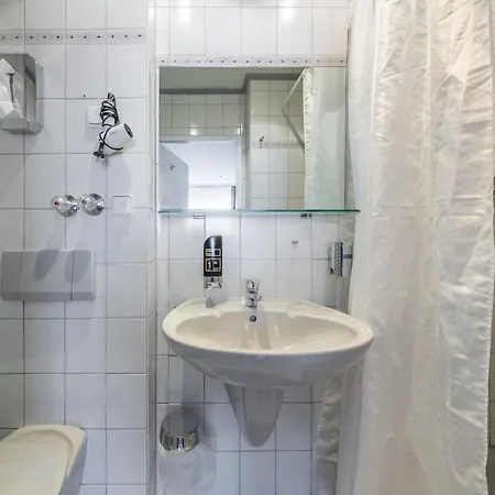 Klein Frankfurt East 3*