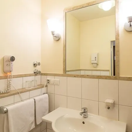 Klein Frankfurt East 3*