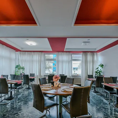 Klein Frankfurt East 3*
