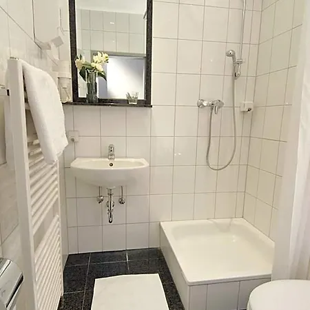 Klein Frankfurt East Hotel 3*