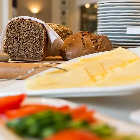 فندق Klein Frankfurt East فرانكفورت