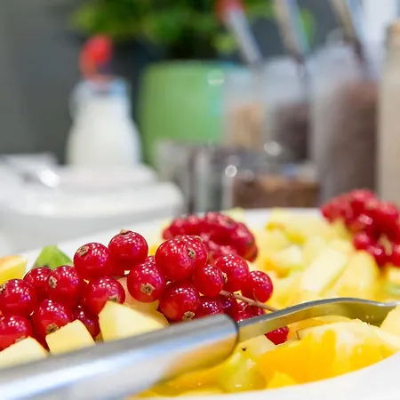 Klein Frankfurt East ホテル フランクフルト