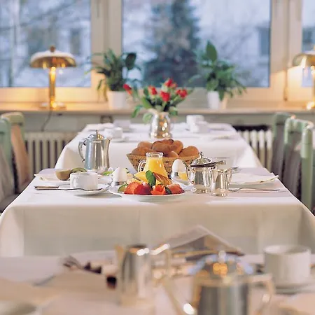 فندق Klein Frankfurt East فرانكفورت