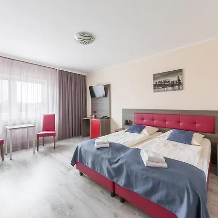 Klein Frankfurt East 3*