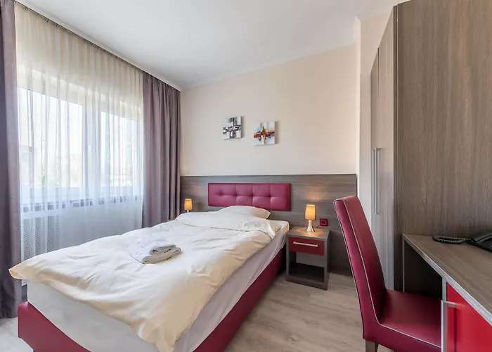 Klein Frankfurt East 3*