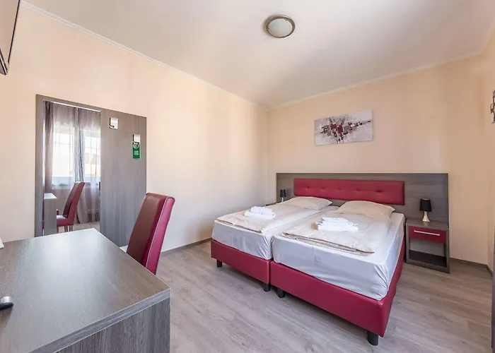 Szálloda Klein Frankfurt East 3*