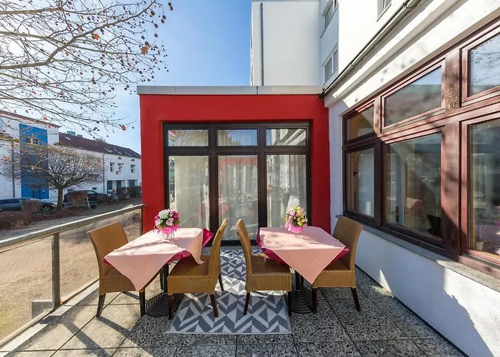 Hotel Klein Frankfurt East 3*