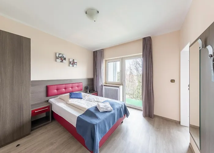 Klein Frankfurt East 3*