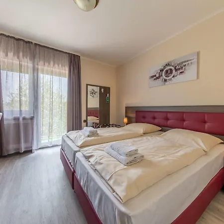 Szálloda Klein Frankfurt East 3*