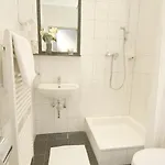 Klein Frankfurt East 3* פרנקפורט