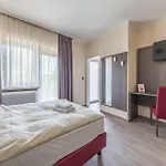 מלון Klein Frankfurt East