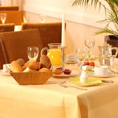 Klein Frankfurt East 3*